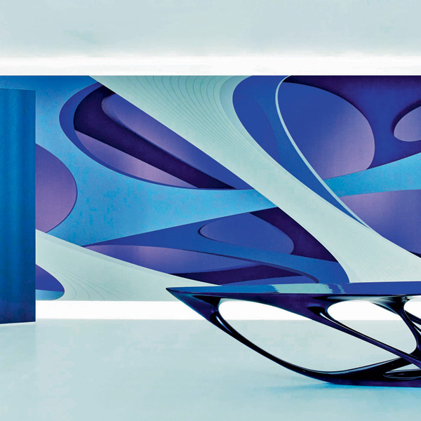 Ширина абстрактных фотопанно из коллекции Art borders by Zaha Hadid (Marburg Wallcoverings) варьируется от 3 до 9 м, высота стандартна – 3,3 м. Новинка Ширина абстрактных фотопанно из коллекции Art borders by Zaha Hadid (Marburg Wallcoverings) варьируется от 3 до 9 м, высота стандартна – 3,3 м. Новинка