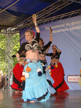 Танцы на сквере - 2014