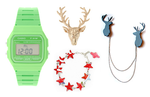 Часы Casio, кольцо в виде оленя Wild Fox, браслет Cruselita, брошь Stern Часы Casio, кольцо в виде оленя Wild Fox, браслет Cruselita, брошь Stern