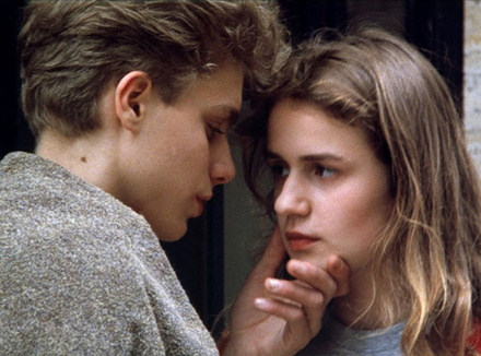 Кадр из фильма «За наших любимых» (À NOS AMOURS, Морис Пиала 1983) Кадр из фильма «За наших любимых» (À NOS AMOURS, Морис Пиала 1983)