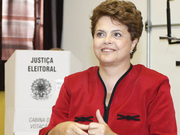 Дилма Руссефф (Dilma Rousseff) Дилма Руссефф (Dilma Rousseff)