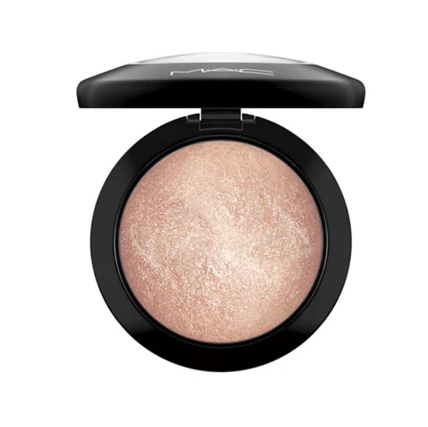 MAC, MINERALIZE SKINFINISH, 2550 руб