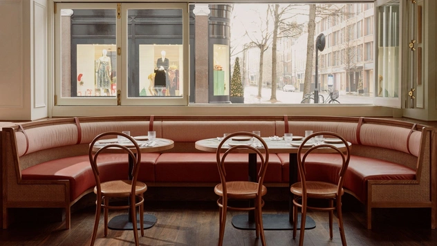 Лондонское кафе Sloane Street Deli открылось после реконструкции