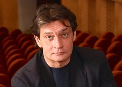 Александр Домогаров ответил на обвинения в алкоголизме
