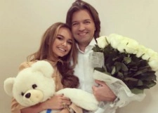 Папа Стеши Маликовой рассекретил ее роман