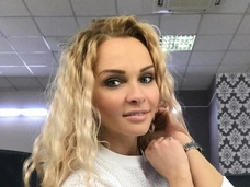 Наталья Варвина: «Мое фото растащили и активно обсуждают, как сильно я постарела и плохо выгляжу»