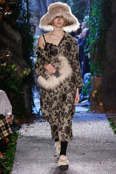 Итоги Недели моды в Милане: 7 трендов осени 2023, которые можно носить уже сейчас