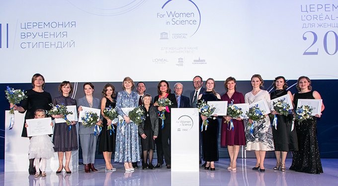 Вручения национальных стипендий L'ORÉAL-UNESCO «Для женщин в науке» Вручения национальных стипендий L'ORÉAL-UNESCO «Для женщин в науке»