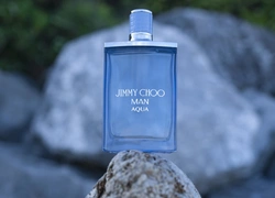 Аромат дня: MAN AQUA от JIMMY CHOO