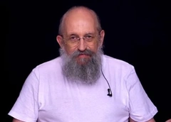 Анатолий Вассерман стал видеоблогером