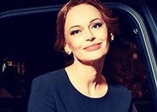 Ирина Безрукова удивила новым образом