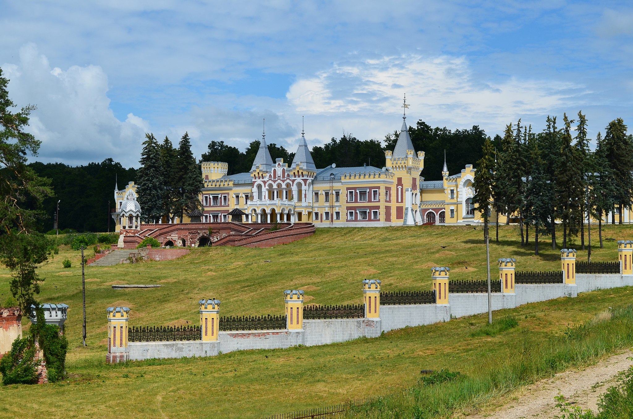 Усадьба фон дервиза в кирицах фото