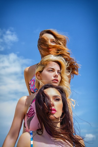 Группа SEREBRO устроила жаркую фотосессию на Кипре