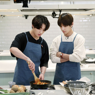 BTS выпустят свою кулинарную книгу с любимыми рецептами мемберов 👩🏻‍🍳