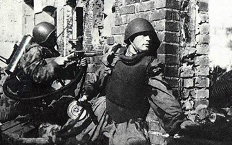 «Панцирная пехота»: история советского бронежилета