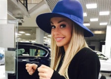Анна Хилькевич стала владелицей нового авто