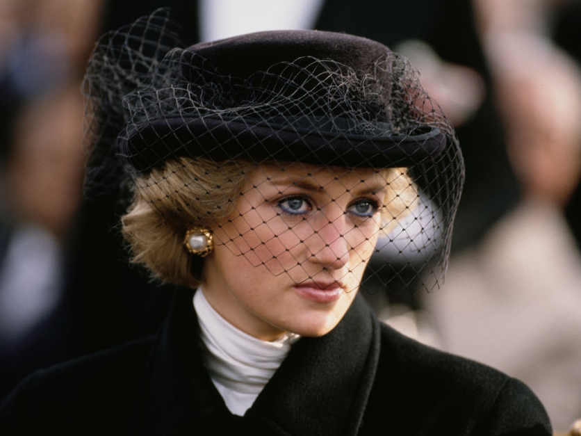 Принцесса Диана в Париже, 11 ноября 1988 | marieclaire.ru