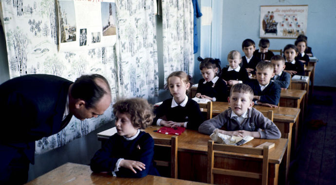 «Давайте возродим советскую школу образования»: Александр Бастрыкин призвал отменить ЕГЭ