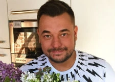 Сергей Жуков потерял 10 килограммов