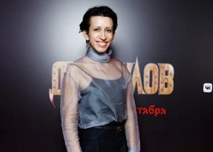 Блогер в трусах, Борщева в прозрачной блузке. Вакханалия на премьере фильма «Дракулов»