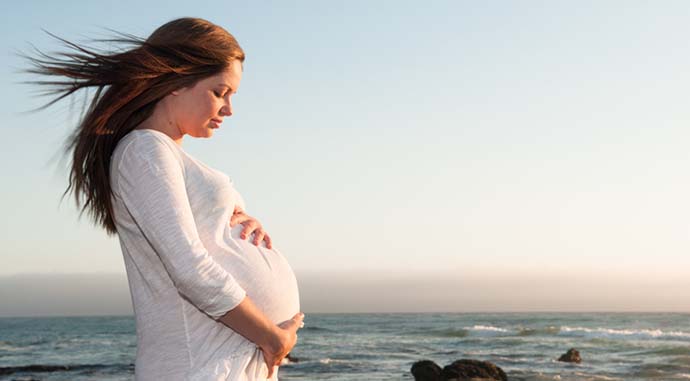 Дочь-подросток беременна: чем ей помочь?