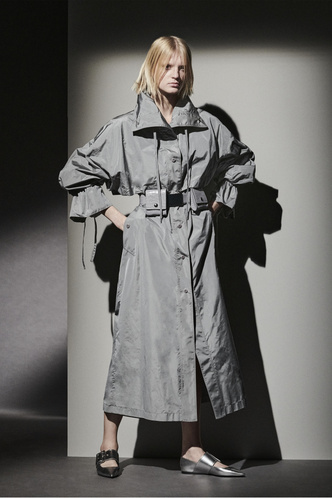 Стиль Элизабет Ли Миллер в коллекции Max Mara Pre-Fall 2021