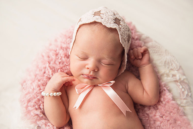 3 причины провести фотосессию новорожденного дома