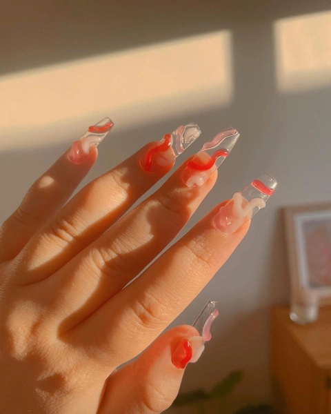 Jelly nails: 20 идей трендового прозрачного маникюра