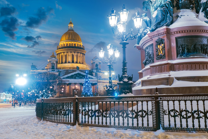 Зимние каникулы в Санкт-Петербурге: где остановиться и чем заняться