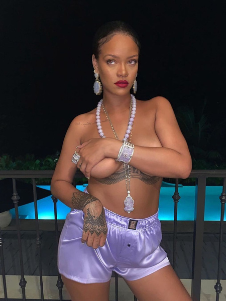 Рианна голая - Rihanna фото
