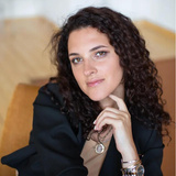 Елена Озерова