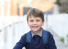 Принцу Луи три года. 15 трогательных фотографий младшего сына Кейт Миддлтон и Уильяма