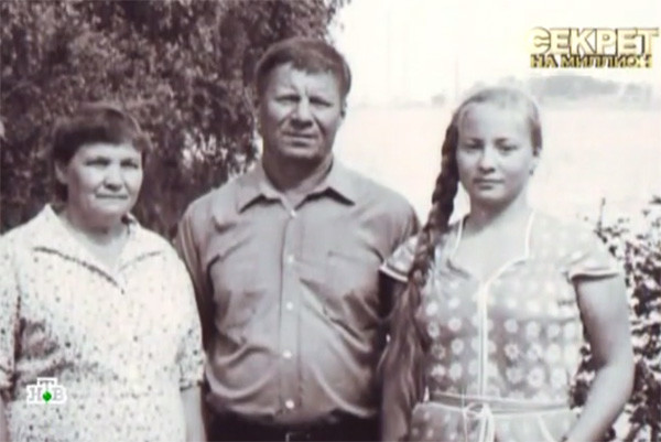 14-летняя Светлана с родителями