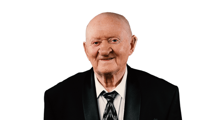 Никогда не поздно! В шоу «Голос. 60+» победителем стал 97-летний ветеран ВОВ