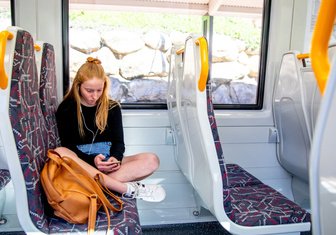 С розетками и без хамства: пассажиры назвали 20 самых комфортных российских поездов