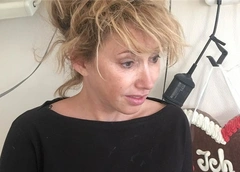 Елена Воробей балует больную дочь