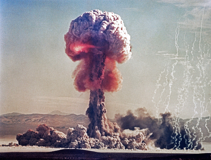 Затронет всех: как ядерная война повлияет на атмосферу Земли, объясняют ученые