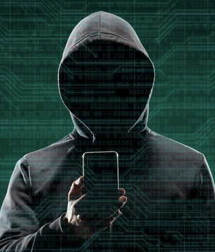 Эксперт рассказал, какие данные используют банковские мошенники для звонков