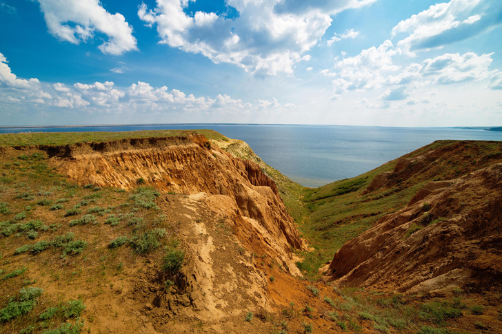 Скалы, небо и бескрайняя Волга: где находится «волгоградский Байкал» и чем он знаменит