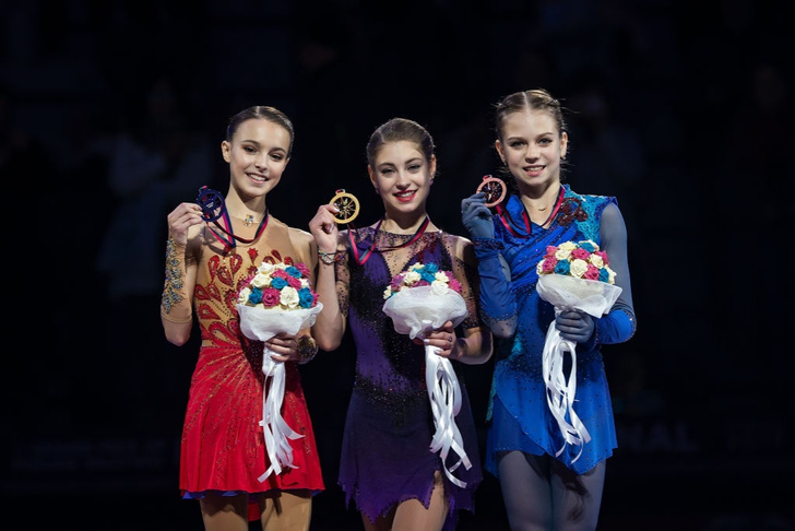 Юные российские фигуристки заняли весь пьедестал финала Гран-при