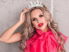 Участница «Миссис Вселенная», пожаловавшаяся на украинок, рассказала про отношения с красавицами из других стран