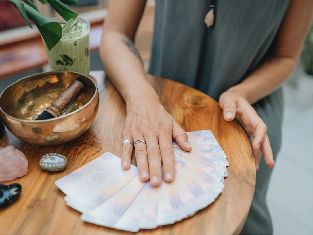 Карта Таро недели: что нас ждет с 16 по 22 января | marieclaire.ru