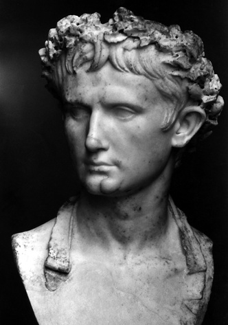 Наследник Цезаря и первый римский император: кто такой Октавиан Август и чем запомнилось его правление