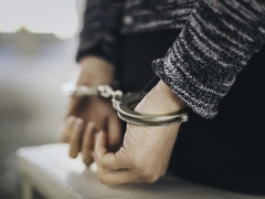 Русские Бонни без Клайда: три истории женщин, укравших миллионы из-за мужа