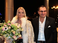 Анастасия Волочкова подает в суд на бывшего мужа