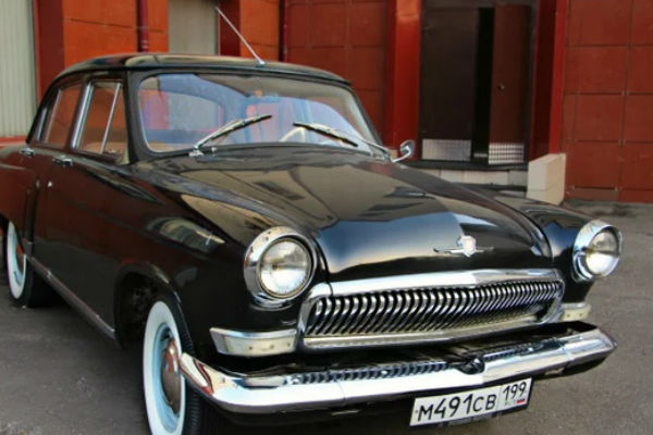 Автомобиль был выпущен в 1970 году