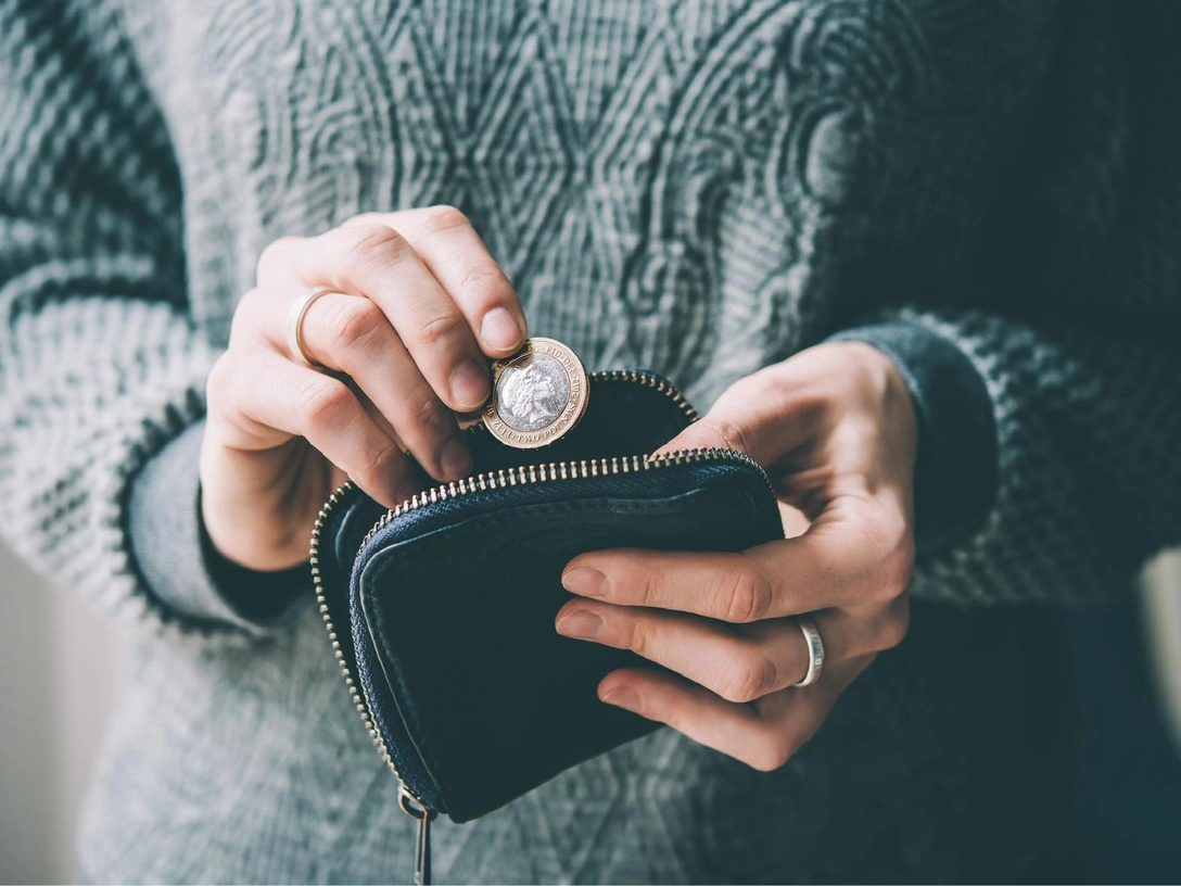 Спасут кошелек: гениальные лайфхаки, как сэкономить воду на кухне (и платить меньше) | marieclaire.ru