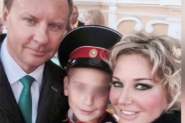 Денис Вороненков с Марией Максаковой и ее сыном Ильей