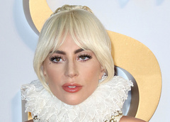 «Королева монстров» Леди Гага смыла макияж и стала «чистым ангелом»