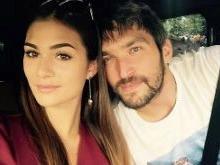 Александр Овечкин встретился с родителями невесты перед свадьбой